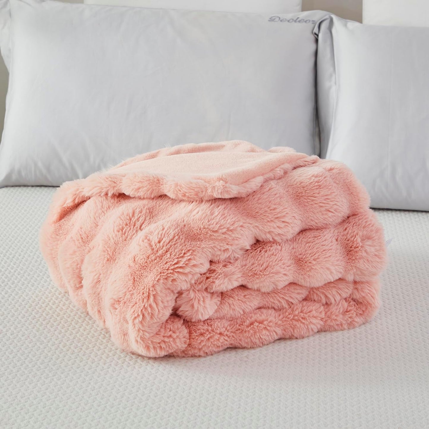 decorative soft fuzzy faux fur throw blanket for couch sofa 51''x63'', reversible plush warm fluffy blanket for bed chair, cute cozy thick bubble furry blanket for kids adults,blush pink